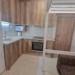 Dimosthenis Skg Apartment