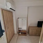 Dimosthenis Skg Apartment