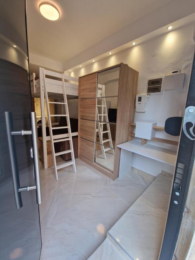 Apartment Dimosthenis Skg Thessaloniki